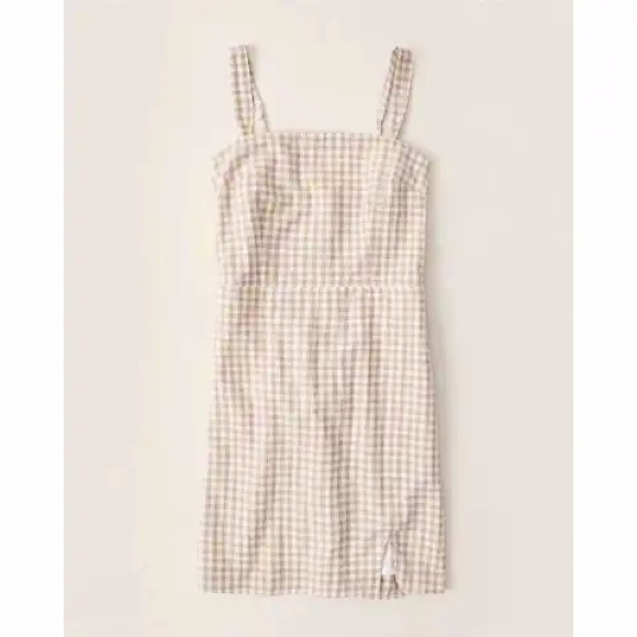 Abercrombie & Fitch Dresses & Skirts - Gingham Wide Strap Mini Dress